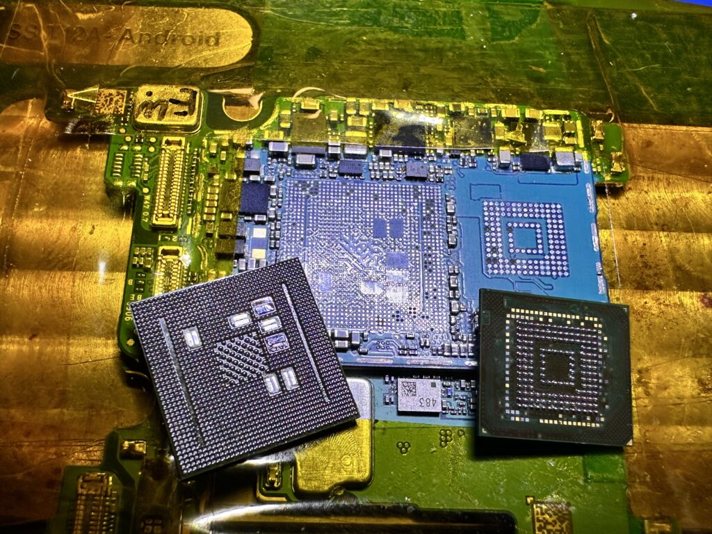 Lutowanie płyty głównej Android CPU UFS
